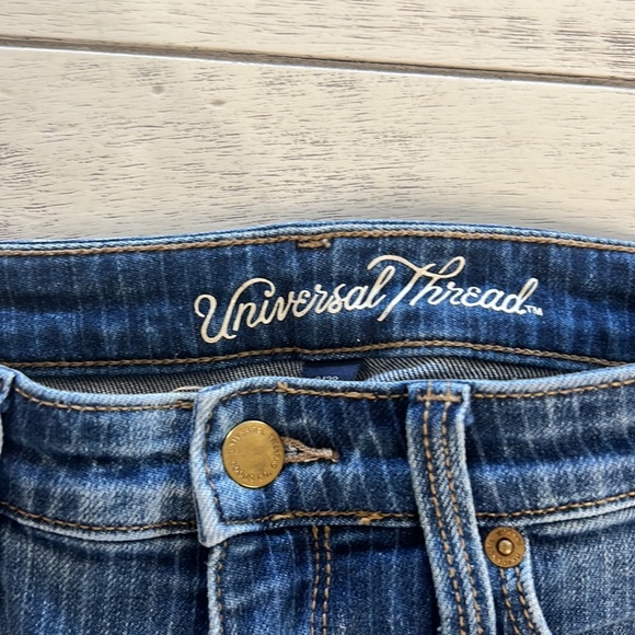 Universal Thread Jeans - Picture 2 of 3